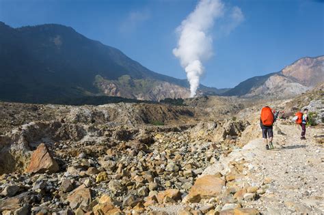 Rindu Naik Gunung Gunung Papandayan Sudah Dibuka Kembali Bagi