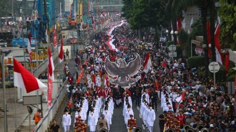 Habib Luthfi Bin Yahya Hadiri Kirab Bendera Merah Putih Vlix Id