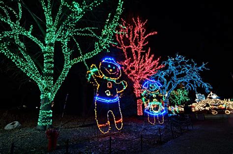 Drive Through Christmas Lights in Ohio - Visit Ohio Today