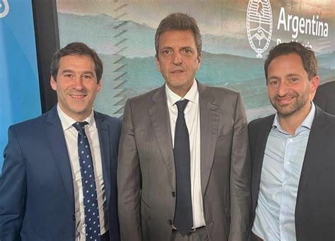 La Foto Presidente Gobernador E Intendente 2023 Chubutline