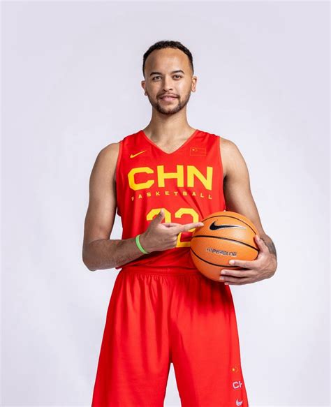 中国男篮上脚合集！「李凯尔首秀」穿的是这双！ 球鞋资讯 Flightclub中文站sneaker球鞋资讯第一站