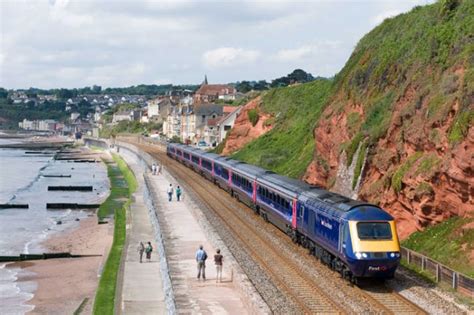 La Rete Ferroviaria Inglese Torna Pubblica Larretramento Del