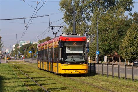 Naprawa Torowiska Na Ulicy Targowej 21 Kwietnia Warszawski Transport