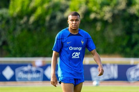 Kylian Mbappé a fait une déclaration de guerre au PSG Sport fr