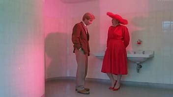 Guusje Van Tilborgh Desnuda En A Zed Y Two Noughts XVIDEOS