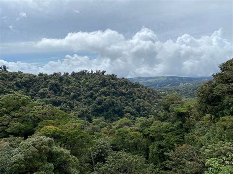 Traveling Tips Around Costa Rica - Home