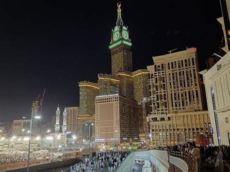 Makkah Night Stock Photos, Images and Backgrounds for Free Download