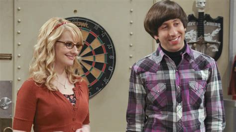 Big Bang Theory 25 Things That Make No Sense About Howard And Bernadette S Relationship