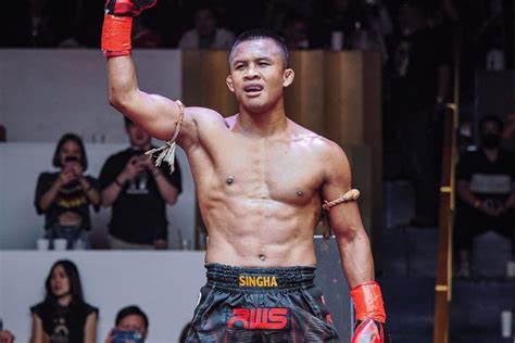 Is Buakaw Banchamek A Real Fighter What Style Was Buakaw Abtc