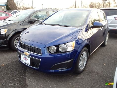 Blue Topaz Metallic Chevrolet Sonic Lt Hatchback Photo