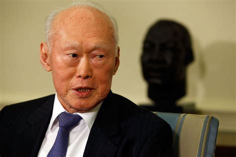 Singapore's founder, Lee Kuan Yew, dies at 91 - UPI.com