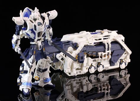 Mastermind Creations Seraph Prominion Nova Prime Transformer World