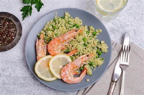 Couscous Avec Les L Gumes Et La Crevette Image Stock Image Du Manger