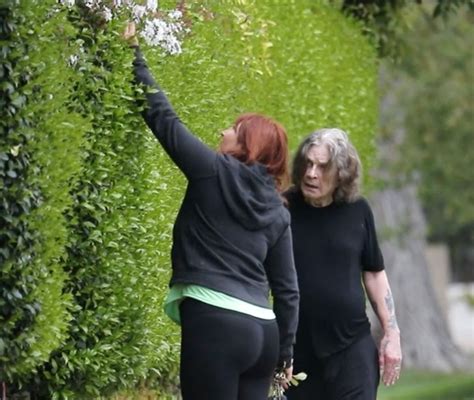 Ozzy Osbourne Goes For Walk Without Cane Amid Parkinson S Battle