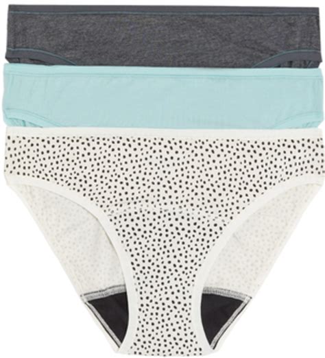 Marks Spencer Menstruační kalhotky bikini střihu středně savé mix barev 3 ks od 499 Kč