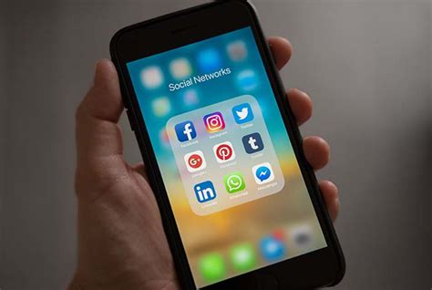 Consejos Para Evitar El Robo De Cuentas En Redes Sociales Business