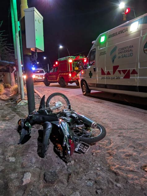 Adolescente Fue Hospitalizado Tras Choque Entre Moto Y Auto Nueva Rioja