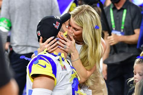 Matthew Stafford kisses wife Kelly after Super Bowl 2022 win