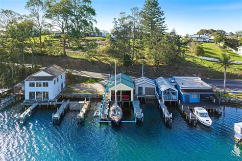 Boatshed Riverside Drive Narooma Nsw Allhomes