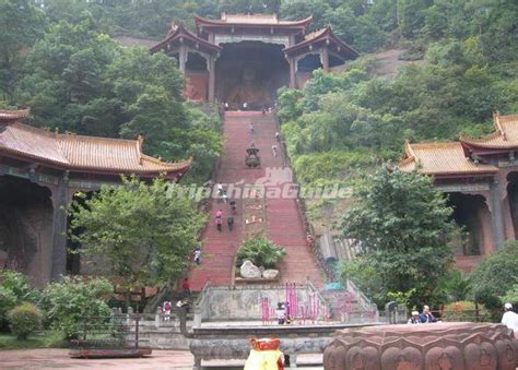 Spectacular Architecture at Leshan Giant Buddha Scenic Area - Leshan ...