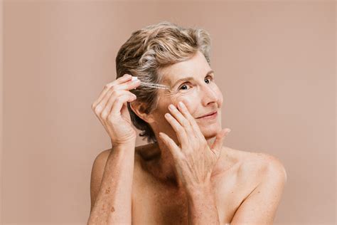 How to Manage Skin Conditions at Menopause · Care to Beauty