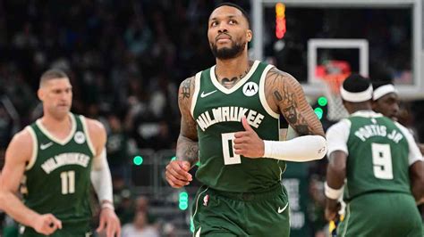 Bucks Damian Lillard Gets Stern Challenge From Former Nba Champion