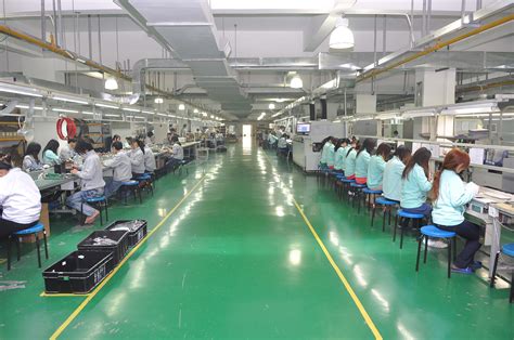 Big Factories or Small and Medium Size Factories? - Penglight Sourcing