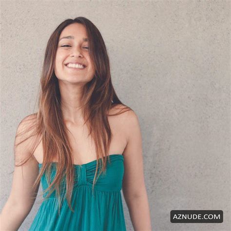 ILEANA DCRUZ Nude AZNude