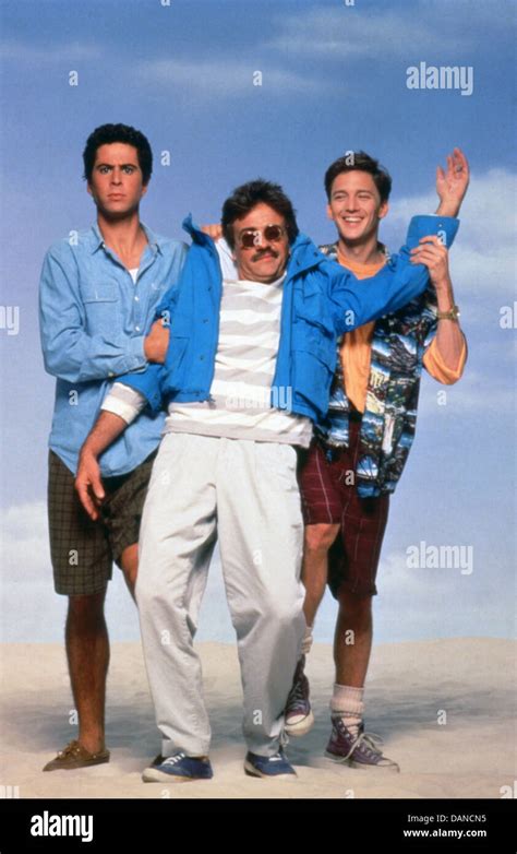 WEEKEND AT BERNIE'S (1989) ANDREW MCCARTHY, JONATHAN SILVERMAN, TED DOTCHEFF (DIR) WAB 005 ...