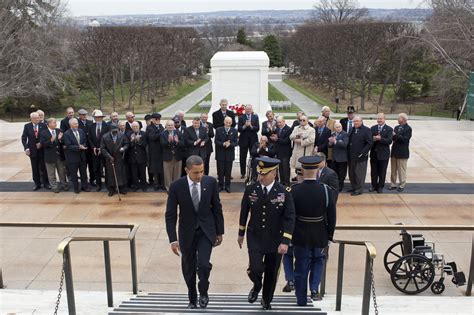 President Obama Honors Medal of Honor Recipients at Arlington National ...