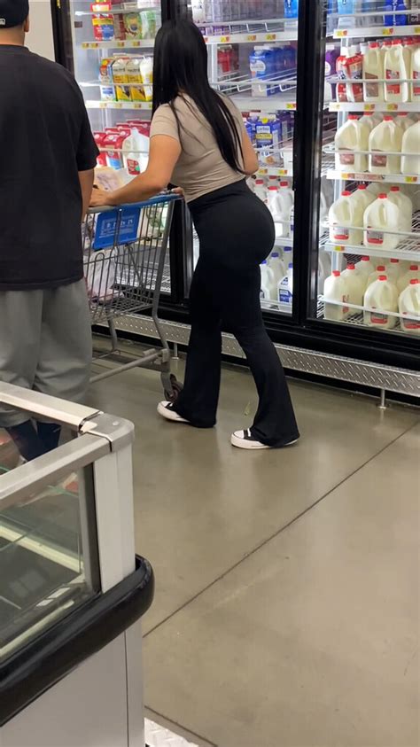 3 Caked Up Milfs Spandex Leggings And Yoga Pants Forum