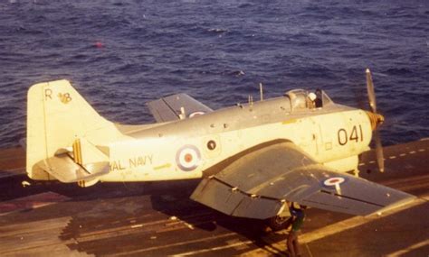 Hms Ark Royal R Fairey Gannet Aew Xl R Naval Air