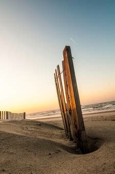 Gratis Afbeeldingen Strand Zee Kust Zand Hout Wind Monument