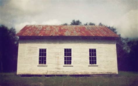 These 10 Florida Ghost Towns Are the Perfect Ghost Hunting Destinations