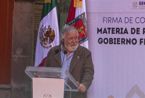 Firma de convenio marco de coordinación en materia de población entre