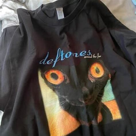 Deftones around the fur cat Tour NEW T-Shirt only... - Depop