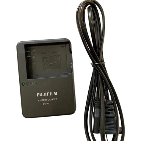 Fujifilm BC 95 BC95 Charger For NP 95 NP95 FNP95 Battery F30fd F31fd 3D