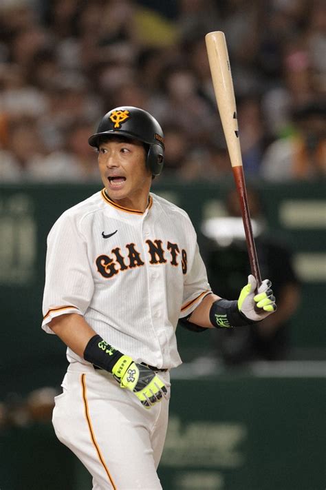 プロ野球 巨人－ヤクルト 試合後に松田宣浩引退セレモニー 写真特集120 毎日新聞