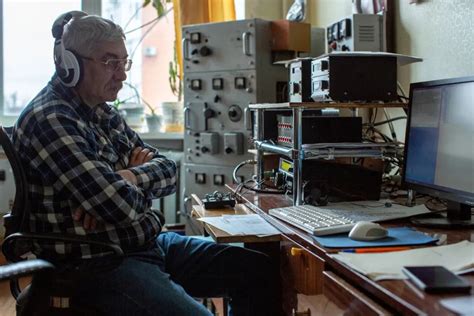 The Hidden Life of a Russian Radio Amateur and the Power of DIY ...