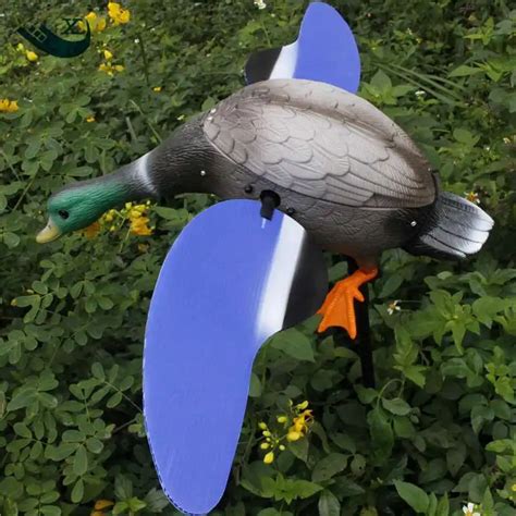 Xilei 2016 Wholesale Outdoor Hunting Hdpe Plastic Decoys 6V Motor Duck Decoys Hunting Decoys ...