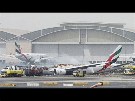 In Fiamme A Dubai Boeing 777 Emirates Tutti Salvi YouTube