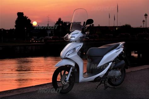 Honda Vision 110 2011 16 Prezzo E Scheda Tecnica Moto It