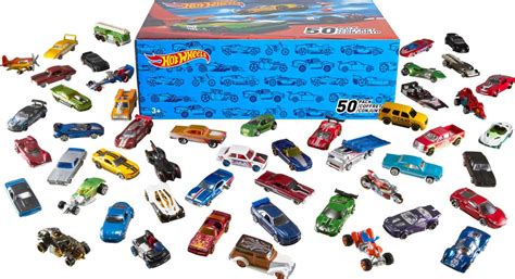 Amazon.com: Hot Wheels Toy Trucks & Cars, 50-Pack, Set of 50 1:64 Scale ...