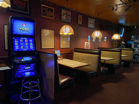 The Candlelight Restaurant and Lounge Portland Dive Bars-103 – Portland Dive Bars