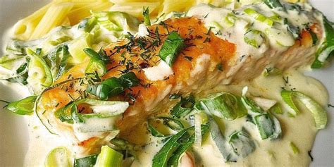 Zarte Versuchung Auf Dem Teller Lachs In Fr Hlingszwiebel Sahne Sauce