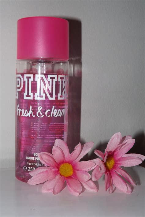 Victorias Secret Pink Fresh And Clean Body Mist 84 Oz 90 Etsy