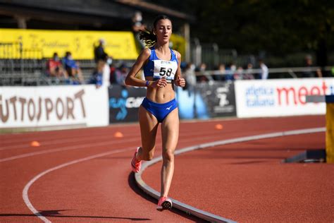 Modena Palmisano Migliora Il Primato Italiano Sui 10 Km Di Marcia