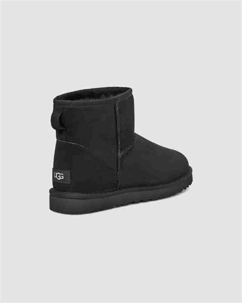 Classic Mini Black | UGG