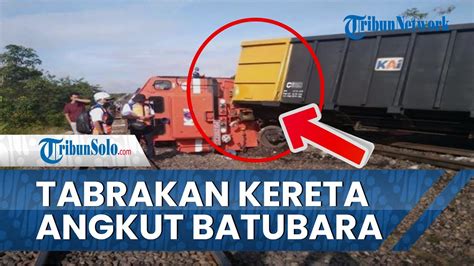 2 Kereta Api Babaranjang Tabrakan Di Emplasemen Stasiun Penanggiran