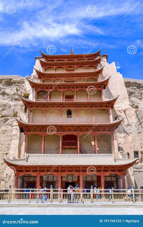 Cuevas De Lrm Dunhuang Mogao Foto De Archivo Editorial Imagen De Buda